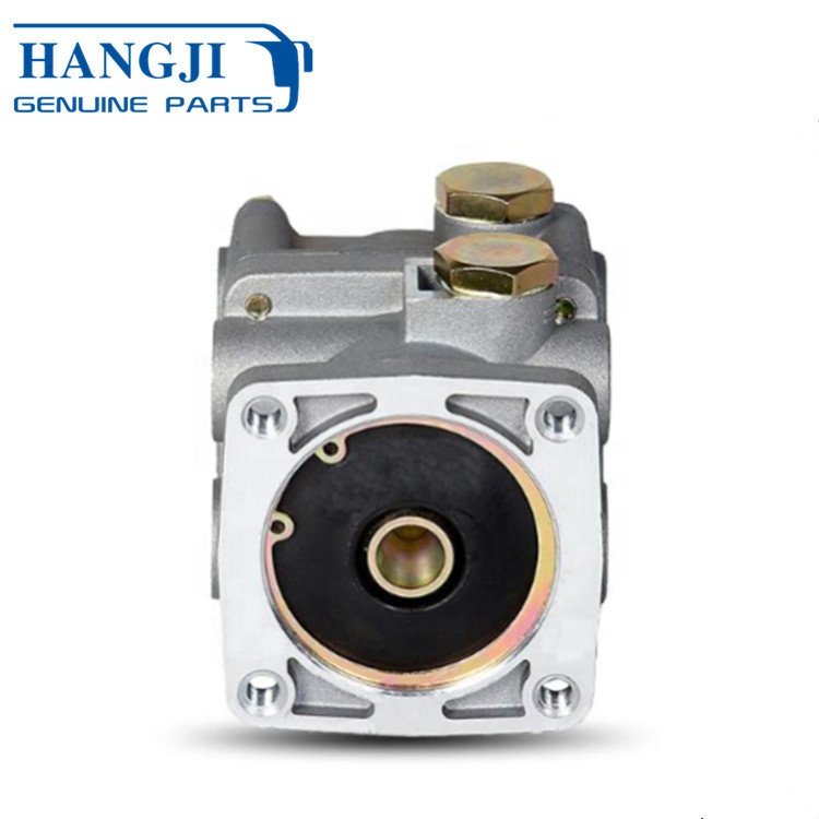 ZK6139HGA ZK6129HR Bus Brake System Kits Relay Valve 3514-00039 Brake Air Relay Valve Bus Parts and Accessories