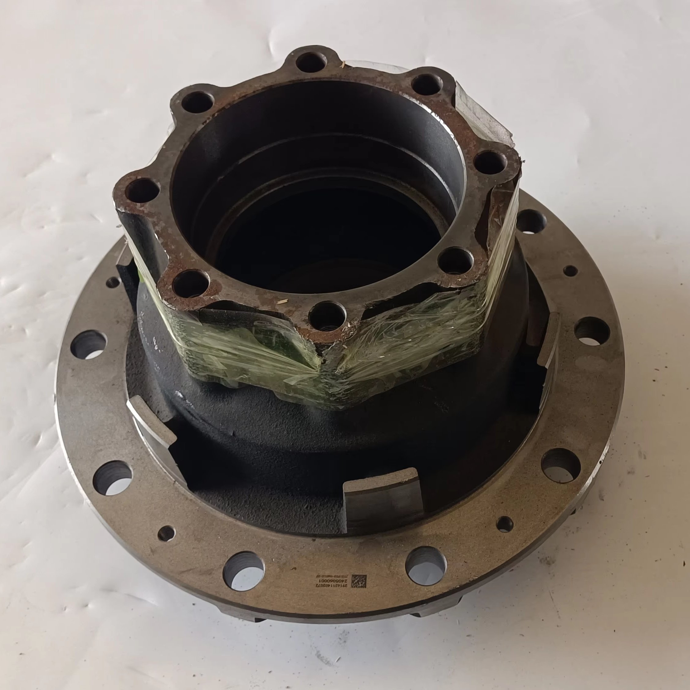 Coach Wheel Ends 2916211402072 Bus Accessories CNA6129P Rear Wheel Hub JY31FS3-04015-ZF