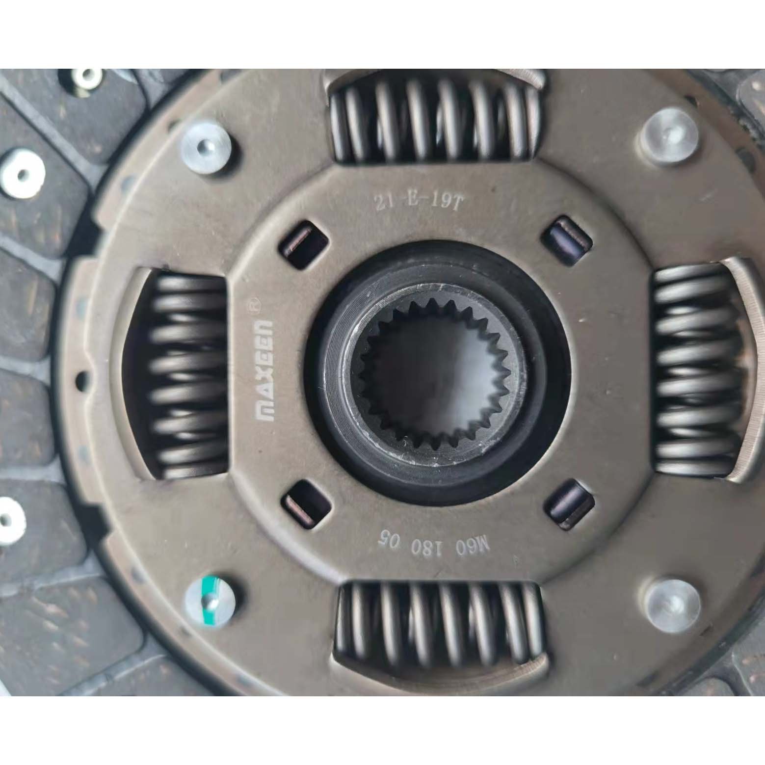Maxeen Clutch Kits HY-11 Size 180mm for HYUNDAI Car with Ref No. #HY-11