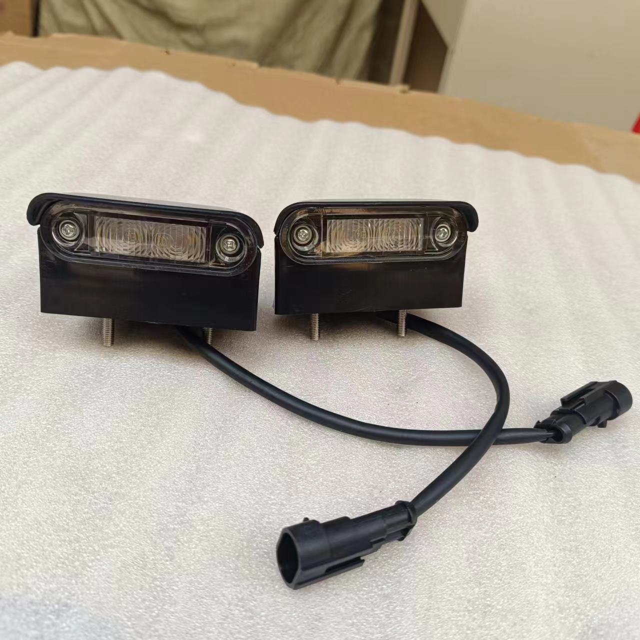 Good Quality Bus License Plate Light License Plate Lamp WG NZ6-3-24V for Yutong Bus