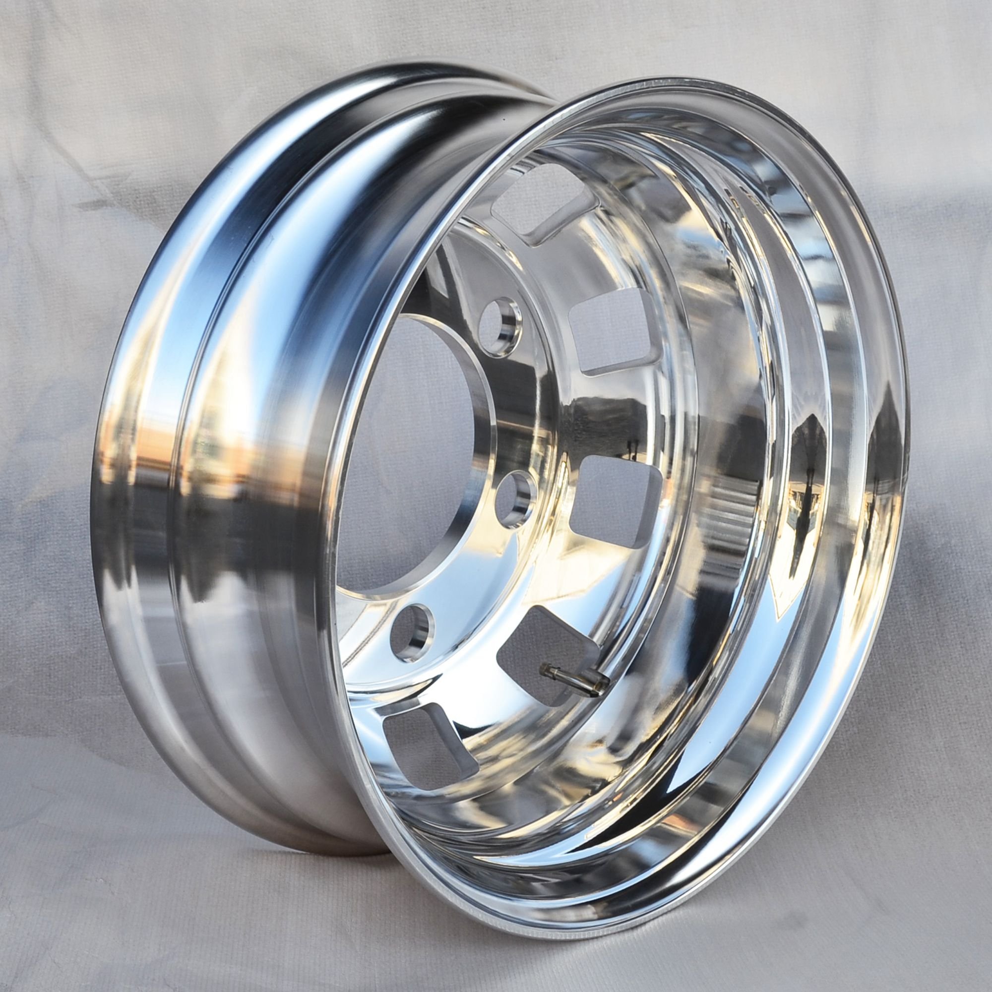 Jastoo 17.5*6.0 17.5*6.5 Inch Forged Alloy Truck and Bus Forging Rims Trailer Barrel and Rims Casting Steel Truck Forging Rims