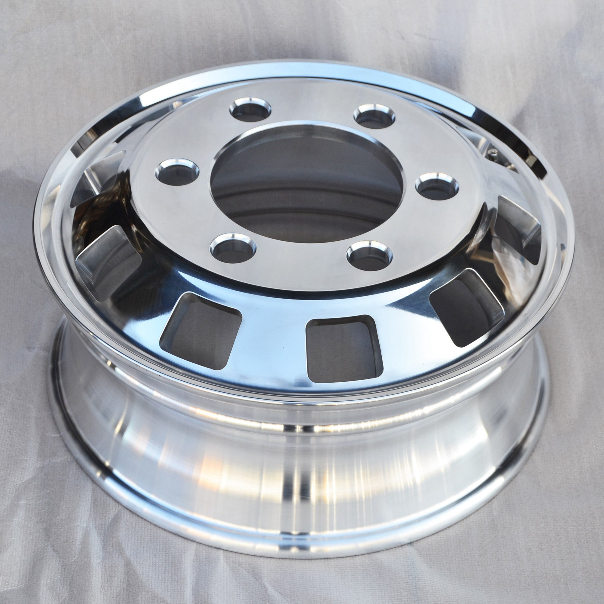 Jastoo 17.5*6.0 17.5*6.5 Inch Forged Alloy Truck and Bus Forging Rims Trailer Barrel and Rims Casting Steel Truck Forging Rims