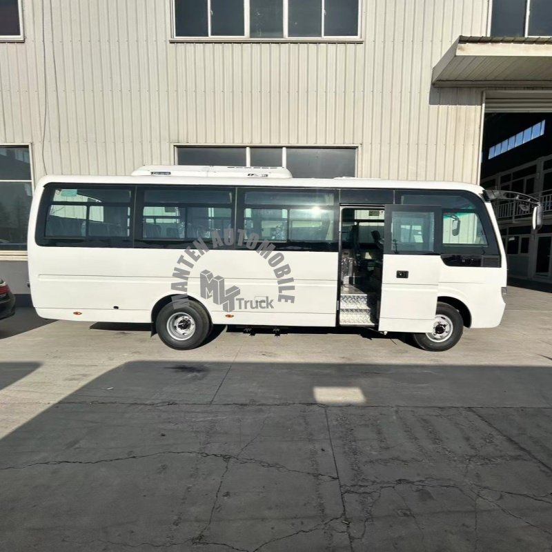 Diesel Engine Dongfeng New 17 27 Seats Coaster Party Bus