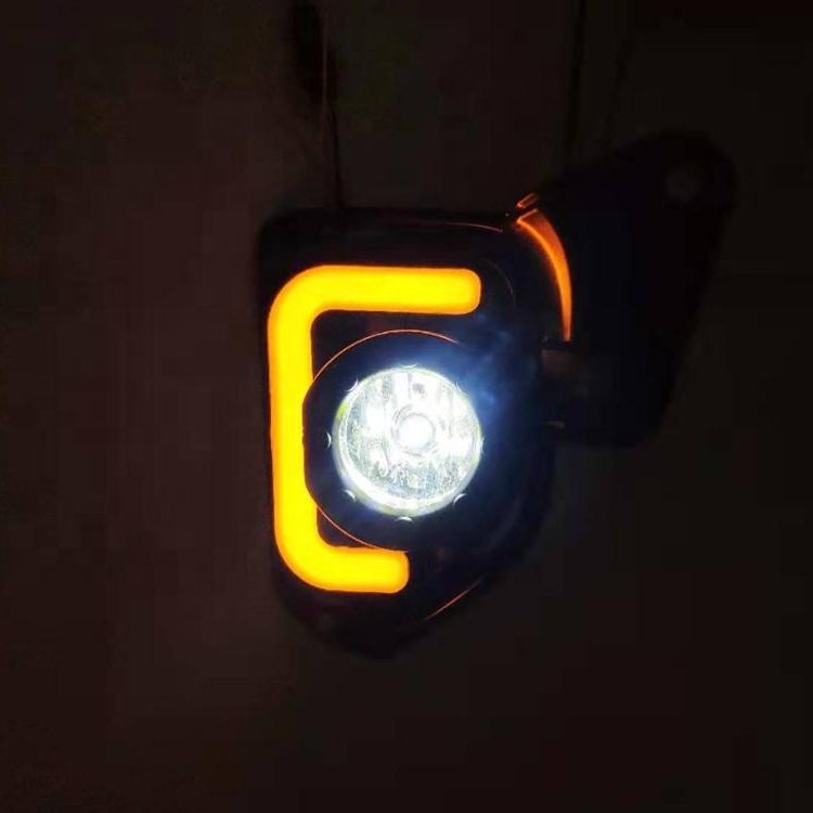 Daytime Running Light to Yota Hiace Van Bus 12V Car LED DRL Fog Lamp Turn Signal Auto Accessories Modify Vehicle Indicator Parts