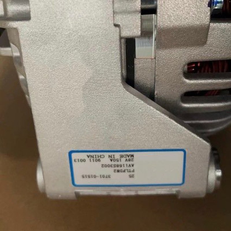 AVi168S3002 Best Selling 28V 150A Accessories Alternator Alternator for Universal Bus 3701-01515 Engine Car Alternator Assembly