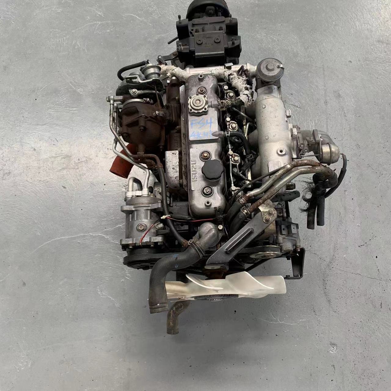 Excellent Quality Used Diesel Engine Turbo Supercharged 4KH1T 4-cylinder for Isuzu Truck -minibus -NPR