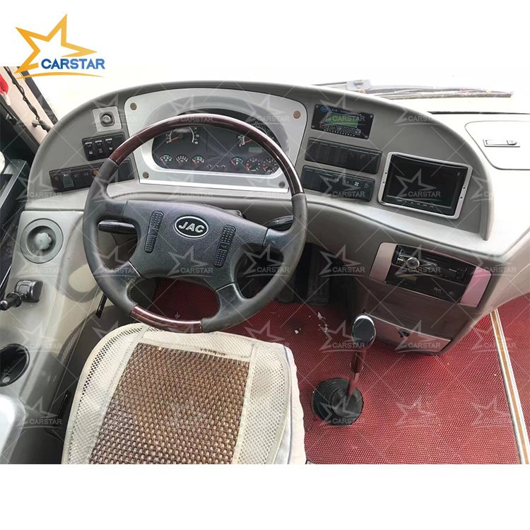 Used Yutong Bus Luxury Tour Passenger Luxury Yutong Zhongtong 56 Bus Seats Coach Bus for Sale