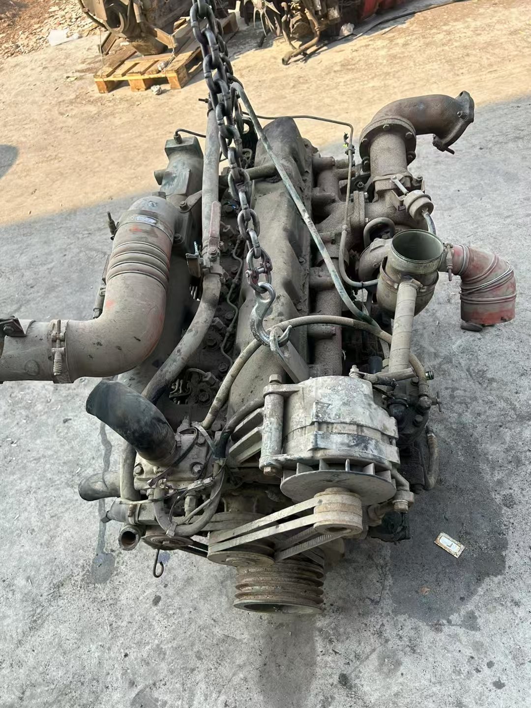 Ell Yu-chai 240 Hp 6-Cylinder Diesel Engine At Low Price. Second-Hand Engine With Good Quality Is For Sale