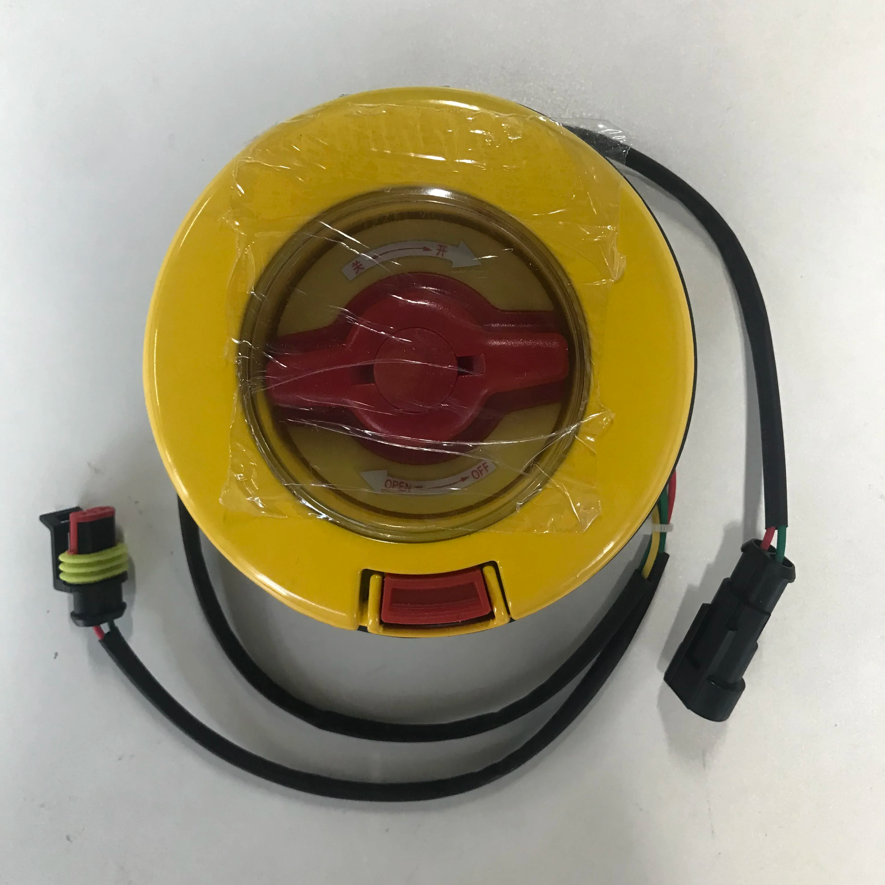 XMQ6129Y6-5606013 Bus Emergency Switch for Yutong Bus Spare Parts 6100-02117 Emergency Tool Door Control Emergency Valve