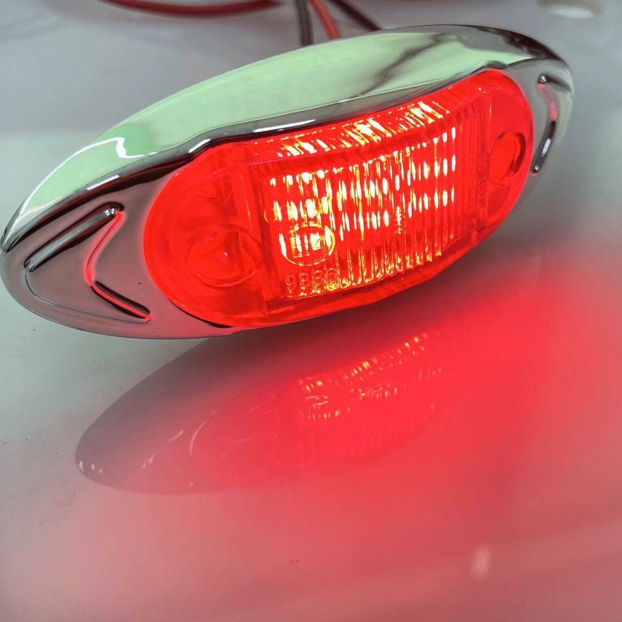 Chrome Truck Side Marker Light 12-24V LED Side Clearance Signal Lights Marker Lamp With Chrome Bracket Rate IP67