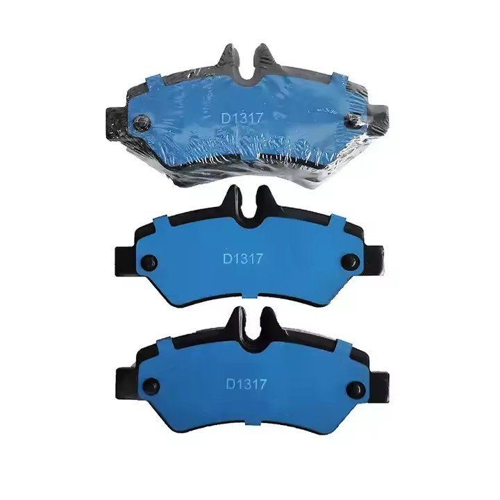 DSS Wholesale Auto Car Break Parts Manufacturer Asbestos Free Ceramic Brake Pads 004 420 69 20 for Mercedes-Benz VOLKSWAGEN