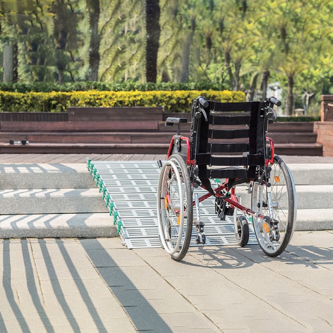 Aluminium Handicap Bus Wheel Chair Ramp Manual Countertop Transport Install Cart Foldable Ramp for Disable
