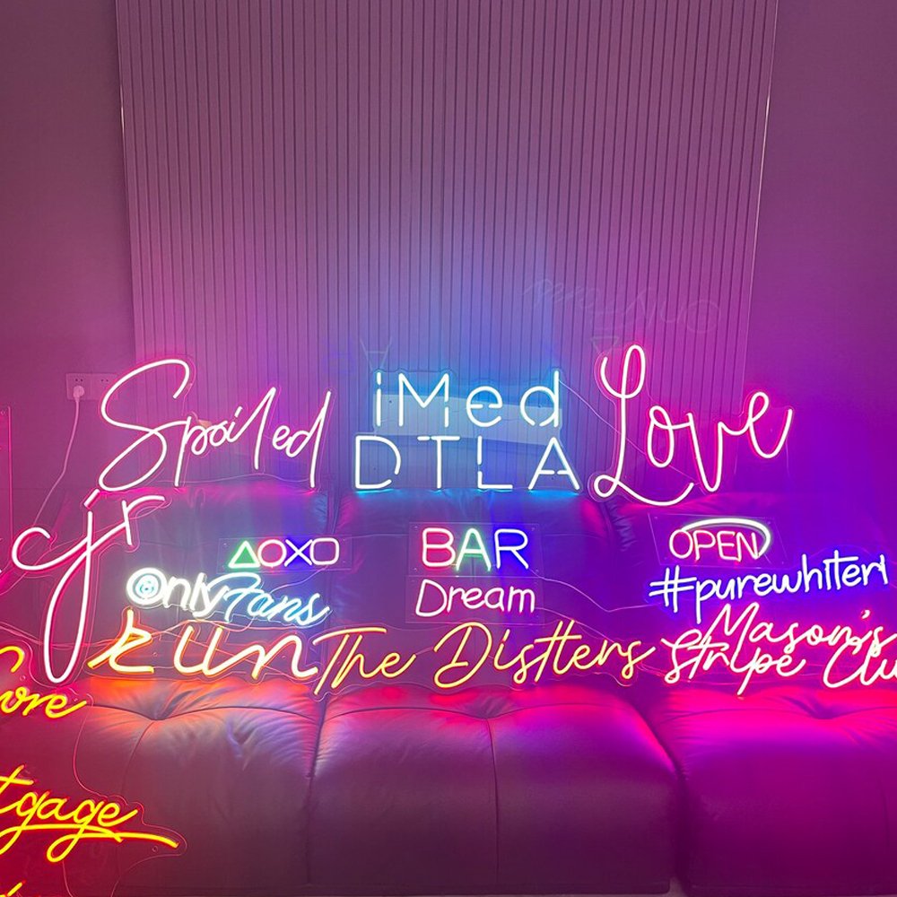 Acrylic Decorative Indoor Home Wedding Decor Romantic Love Neon Signage Fast Delivery Personalized LED Neon Sign