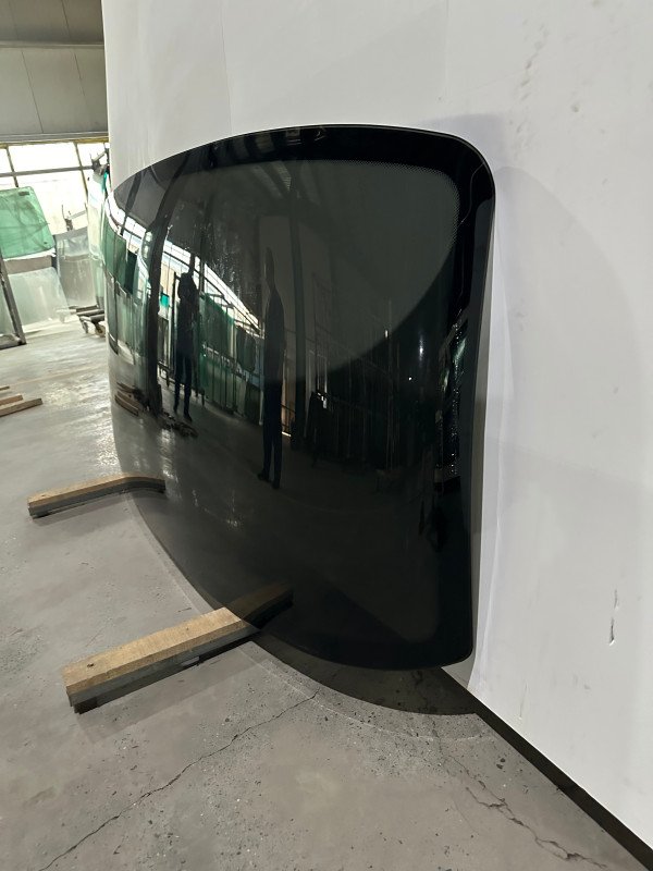 Professional Manufacturer Down Bus Windshield Laminated Front Windshield Glass Chinese Auto Windshield Glass for HIGER6115 1540