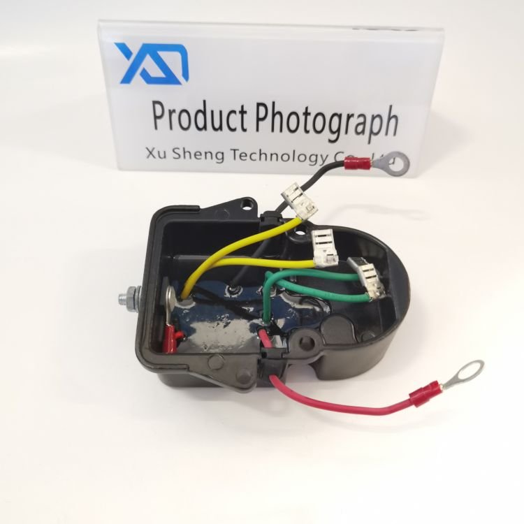 High Quality Kinlong Higer Bus Alternator Voltage Regulator 8RG3078-ZU.