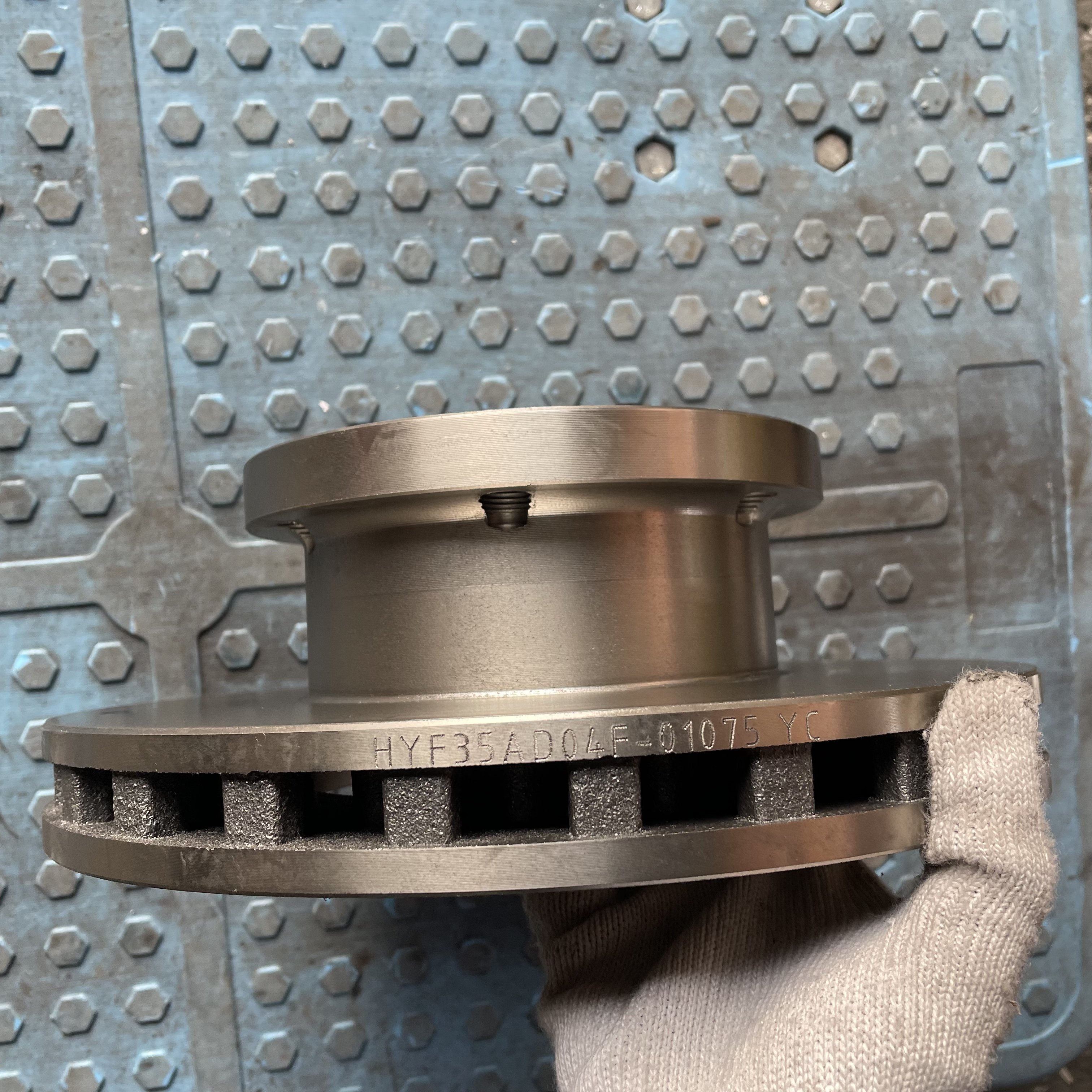 YF35AD04F-01075 S104430054102 6 Holes Light Truck Bus Brake Disc for JAC Foton Dongfeng Dolica Dongfeng Chaolong