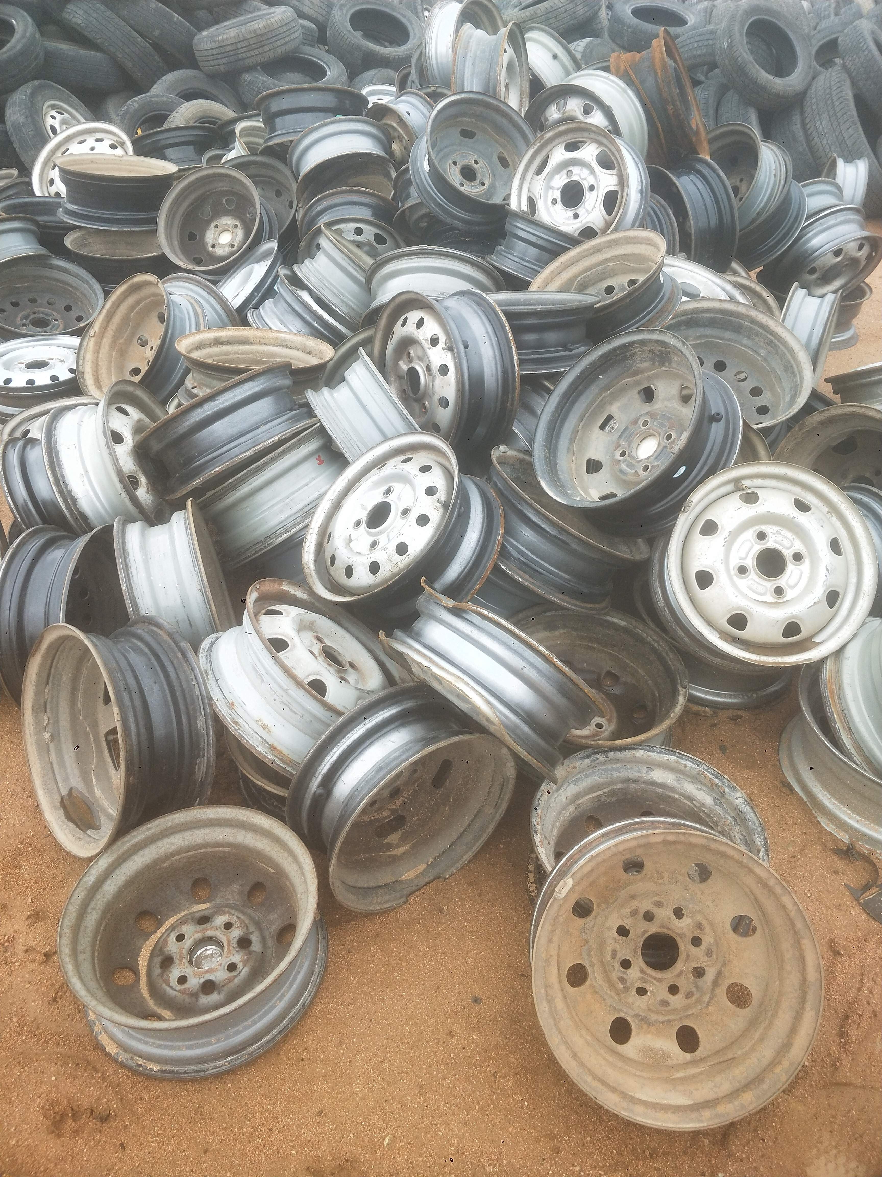 wholesale 12,13,14,15,16 inch light truck and car used wheel rims