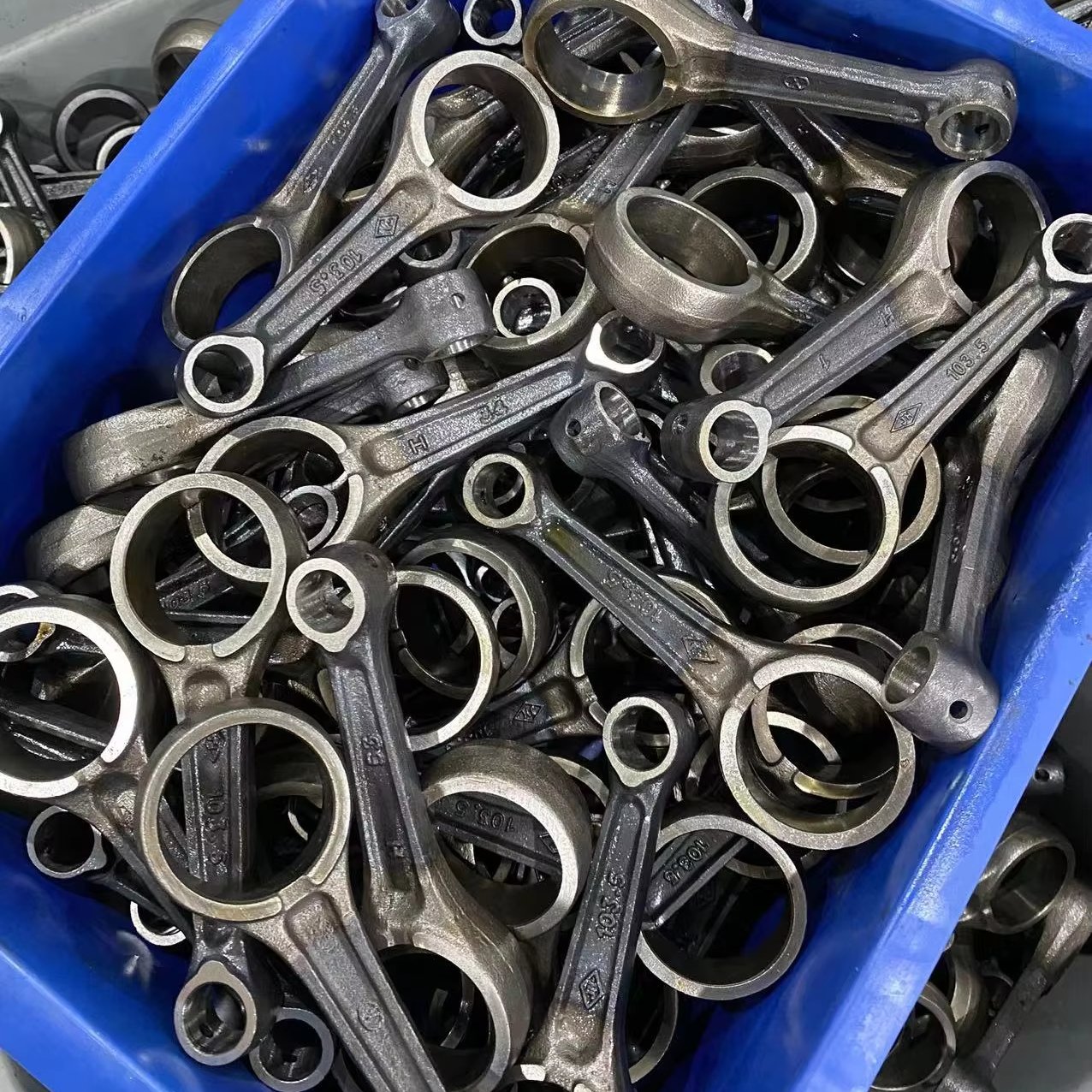 Second hand wholesale motorcycle off-road connecting rod CG AX WY YBR GN scooter BAJAJ TITAN GXT HJ