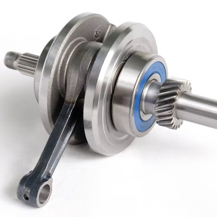 Dismantling and repairing motorcycle engine parts, crankshaft parts Cg125 Cg150 CG200 CG250, high-quality crankshaft