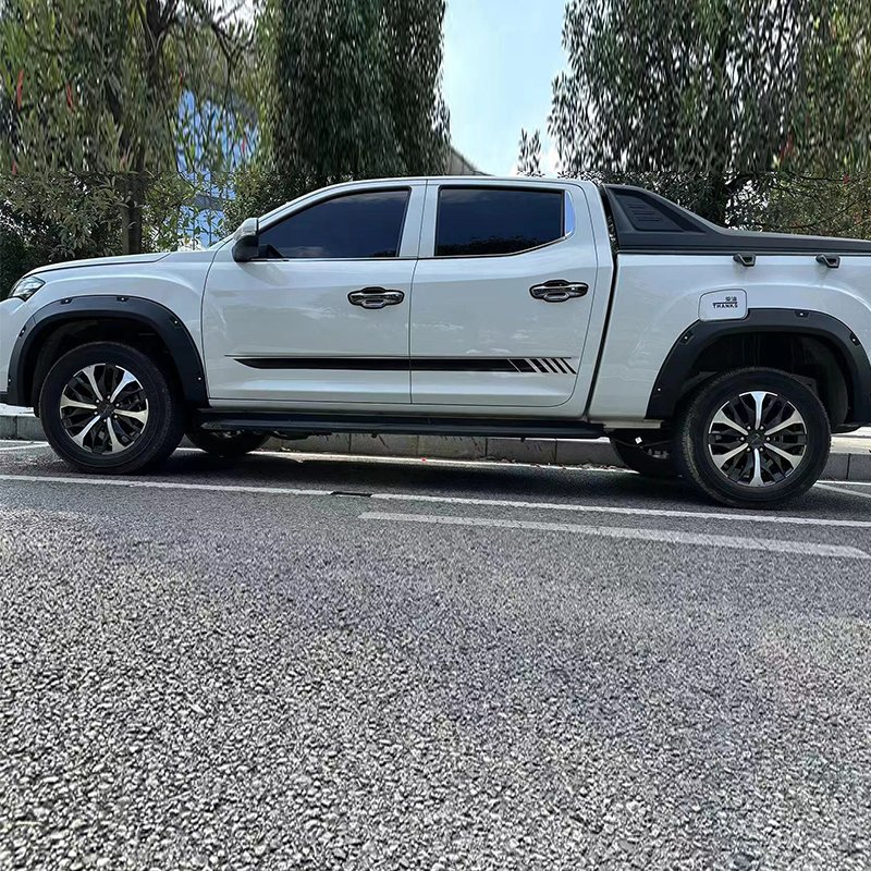 SAIC Maxus T60 wheel eyebrow pickup truck modified with black warrior exterior parts