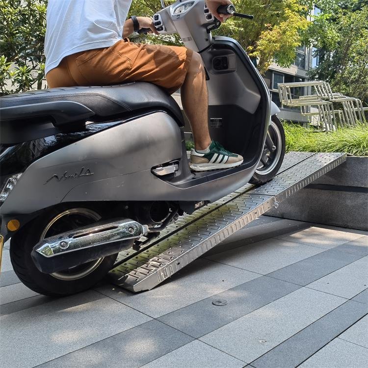 Stainless Foldable Loading Ramp, ATV Motorcycle Ramp, Used for Loading Motorcycle, ATV, Dirt Bike, Lawn Mower, Golf Cart