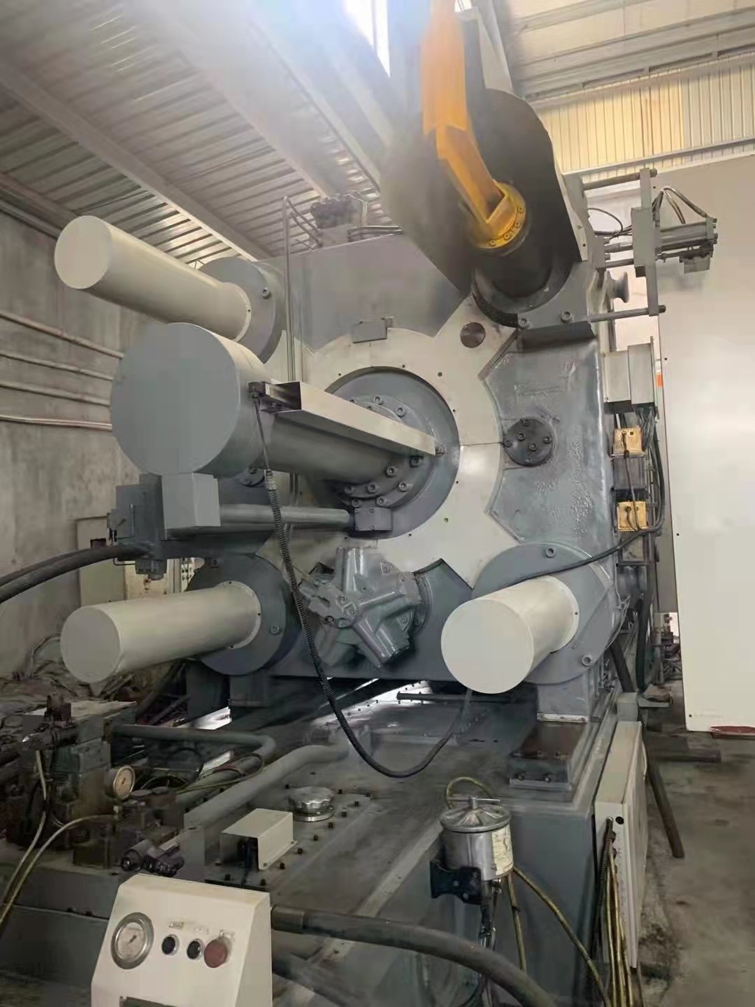 1650 Ton High Quality Injection Molding Machine Cold Aluminum Metal Die Casting Machine