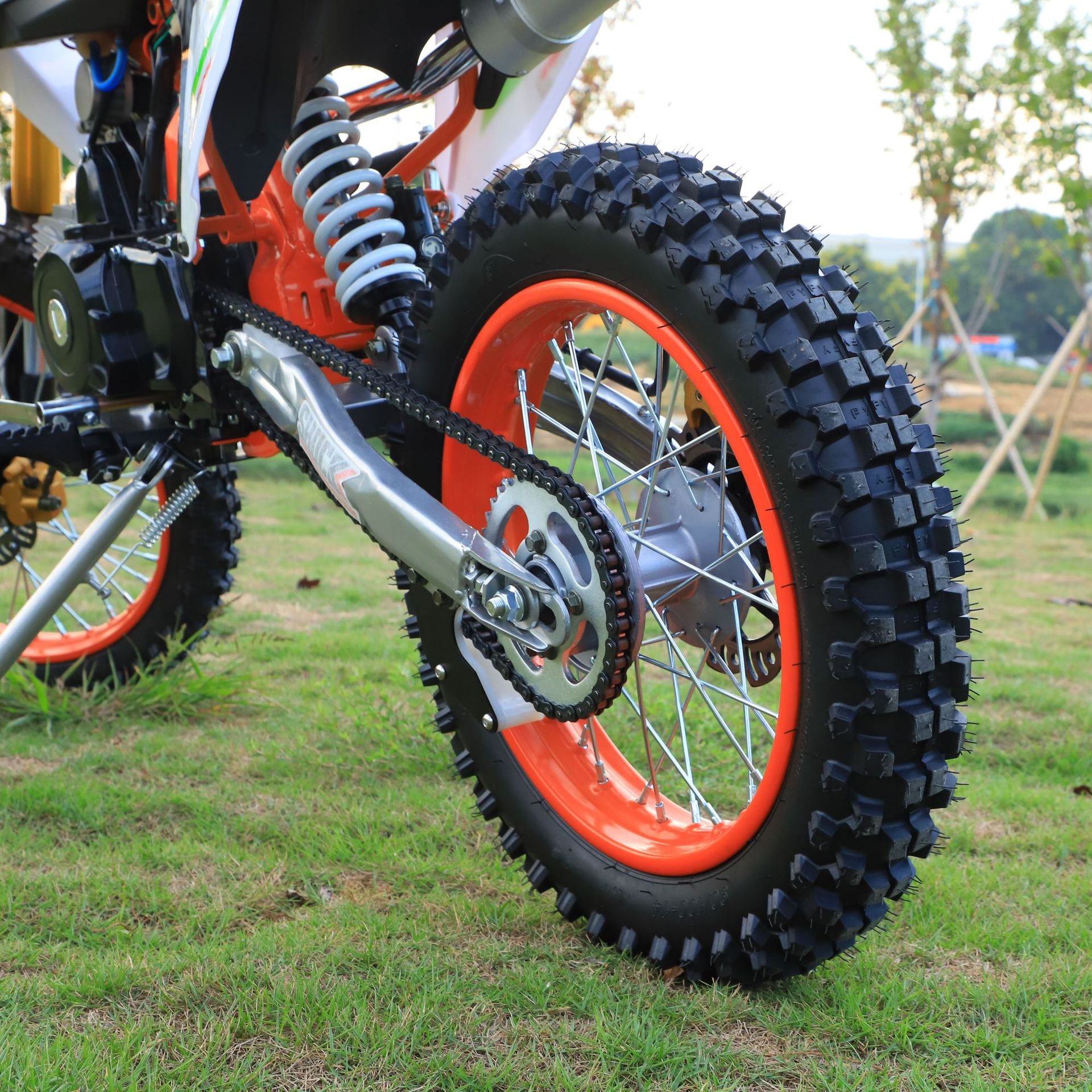Cheap Used Mini 4 Stroke Motocross Gas Dirt Bikes 125cc Off-road Motorcycles Bike For 18 Year Boy