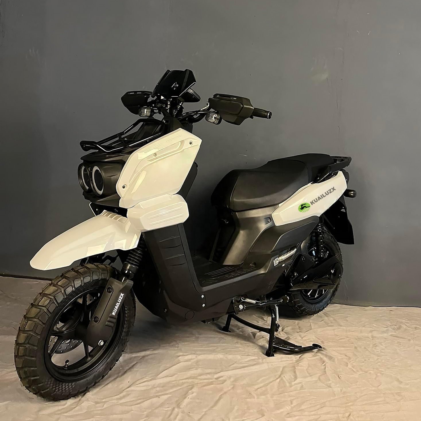 2023 Electric Scooters For Adults Electric Motorcycles Used 2 Person Electric Moped Scooter 2000W 3000W Moto Electrica