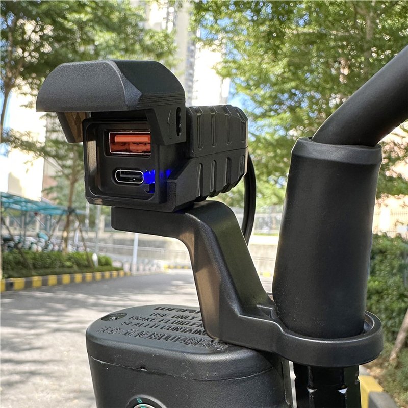 2024 New 10V-24V motorcycle phone usb waterproof with voltmeter