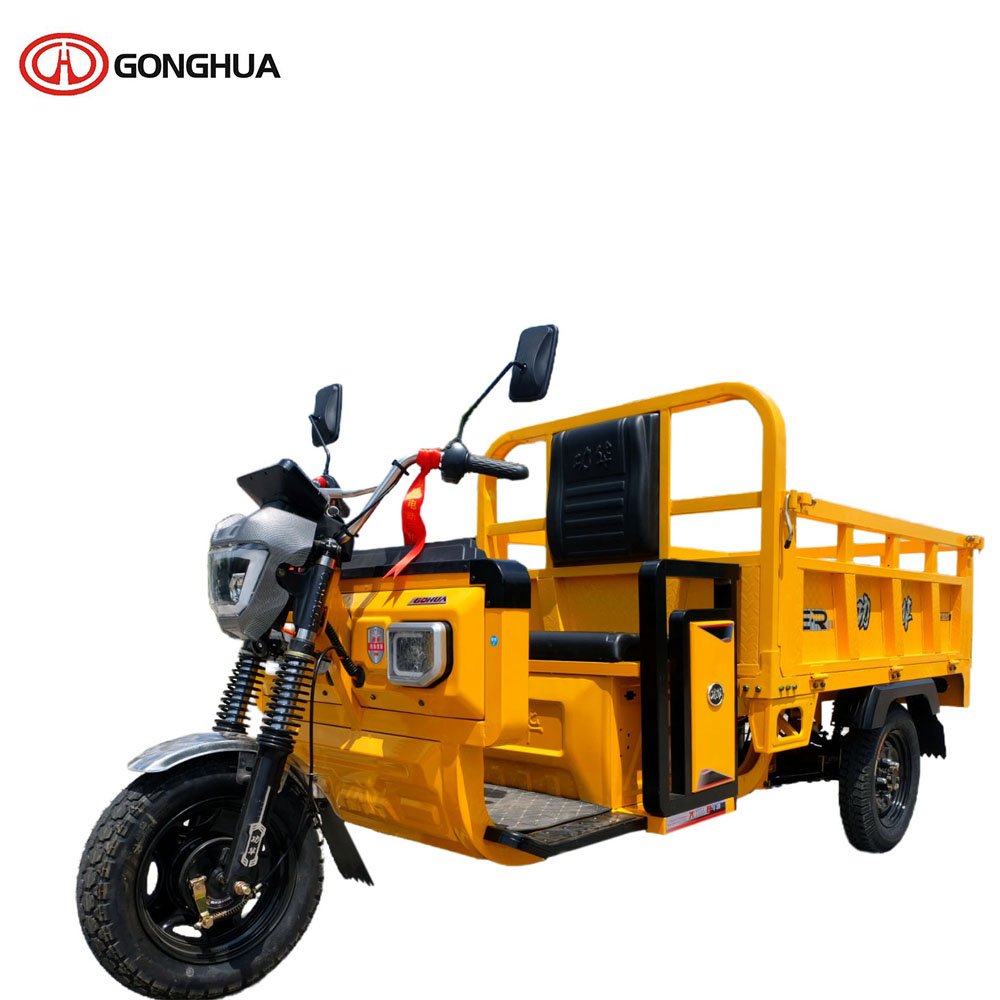 New Heavy Open Cargo Pedicab With 1600mm Box in Red Color 1800w Motorcycle Used in Agriculture Goods Transportation