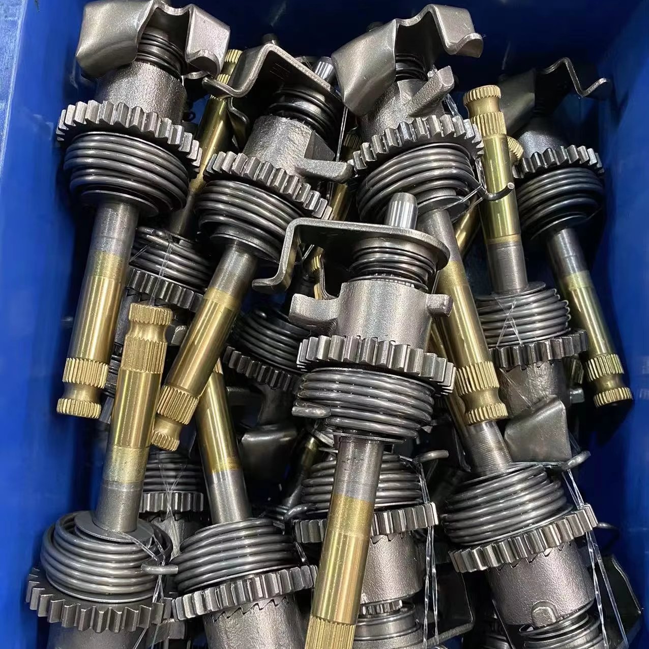 Second hand wholesale 156FMI CG125 CG150 motorcycle parts engine system starting shaft assembly disassembly