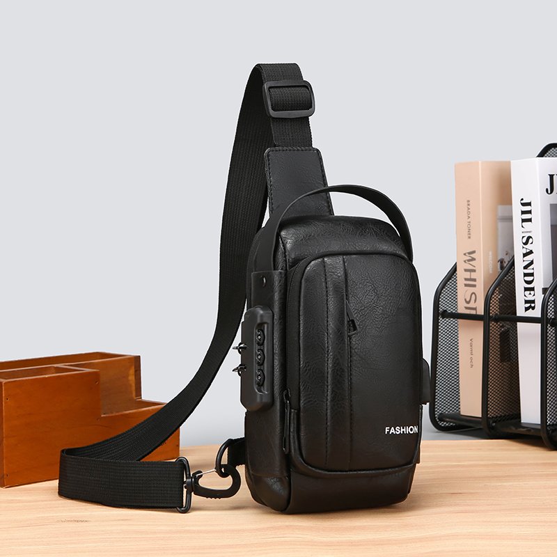 Factory custom men's chest bag Travel simple motorcycle bag Fashion ultra light waterproof sling bag