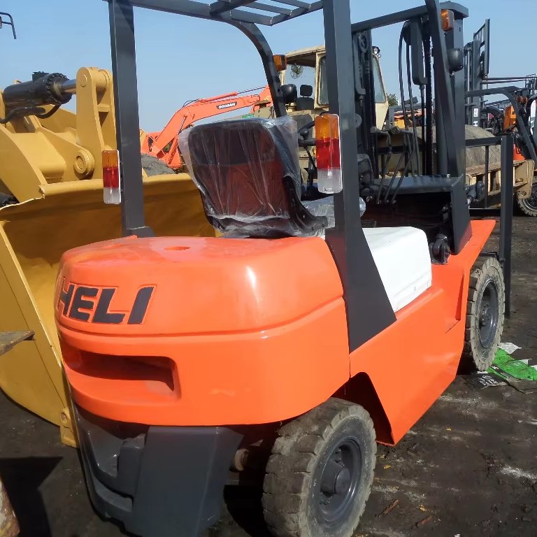 Original ISUZU Engine Used HELI 3 TON High Quality Chinese Brand Cheap Price Forklift In Good Condition Used 3t Heli Forklift