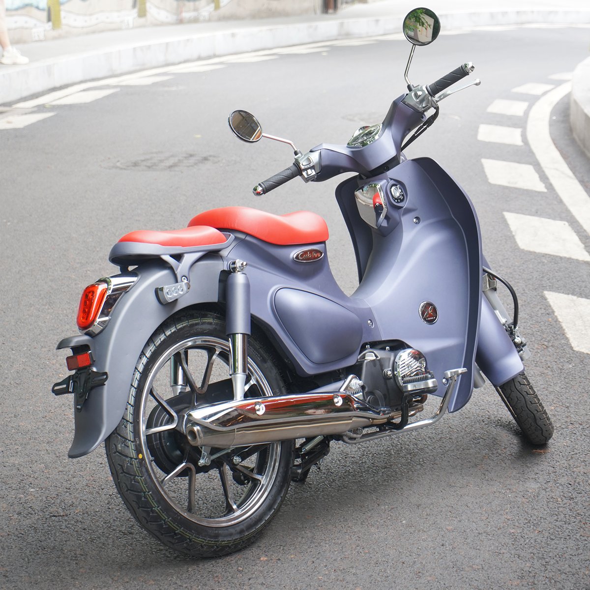 Kamax Cub Pro Motorcycles Gas Moped 50cc Sports Ebike Used Motorcycles Racing Motorbike Moped 50cc 125cc Tracker Moto Electrica