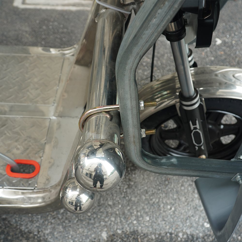 Cargo electric tricycles pedal other motorcycle can be used for farm and warehouse transport/dual -use for passenger or cargo