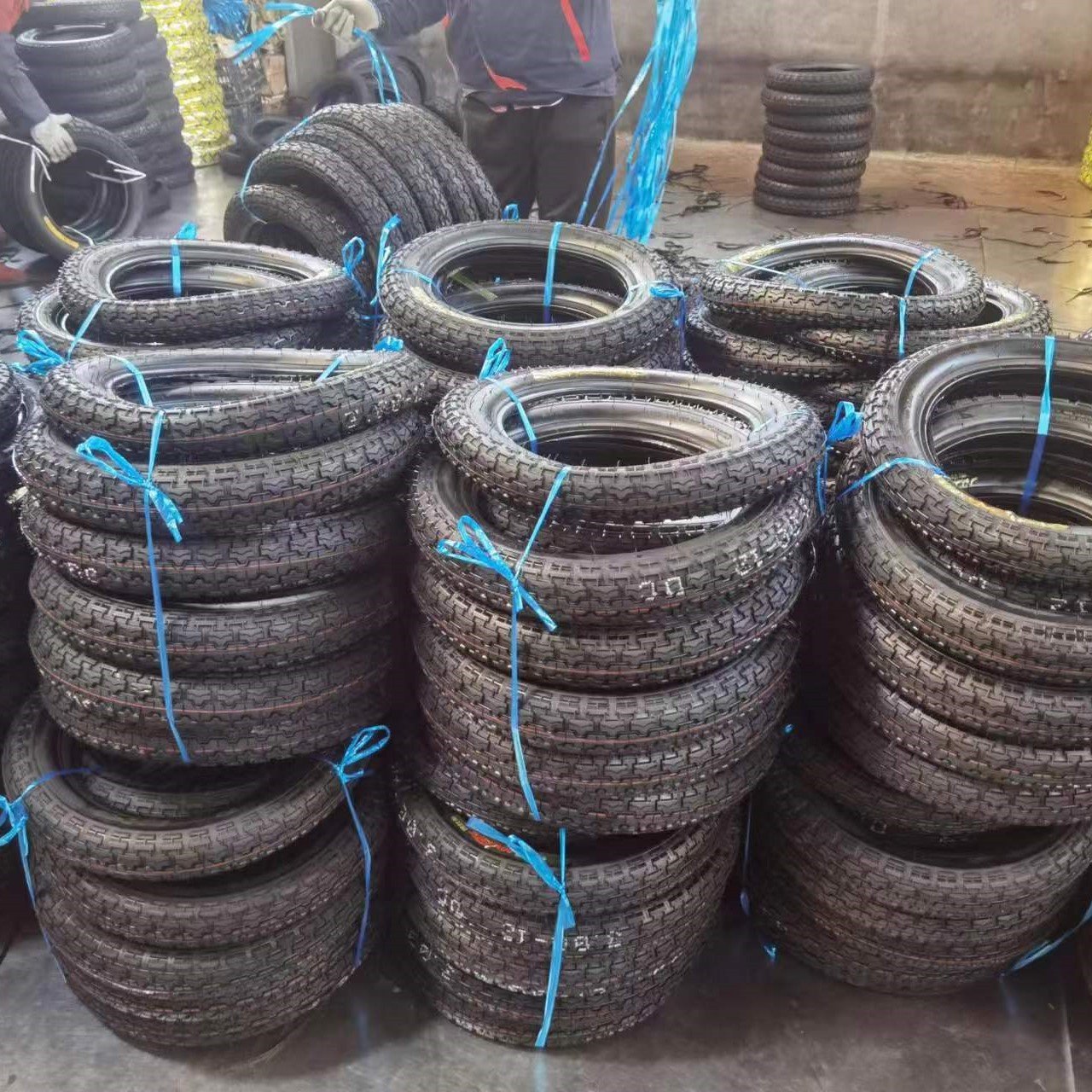 RHS-TYRE Best price vehicle used rubber tyres car for sale Wholesale Brand new all sizes car tyres for sale.