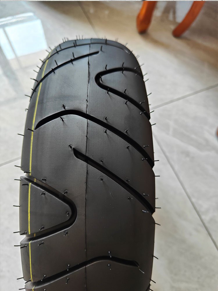 Super Run Off Road Motorbike Trycicle Tube Motorcycle Four Enduro New High Speed Racing Motorcycle Tire