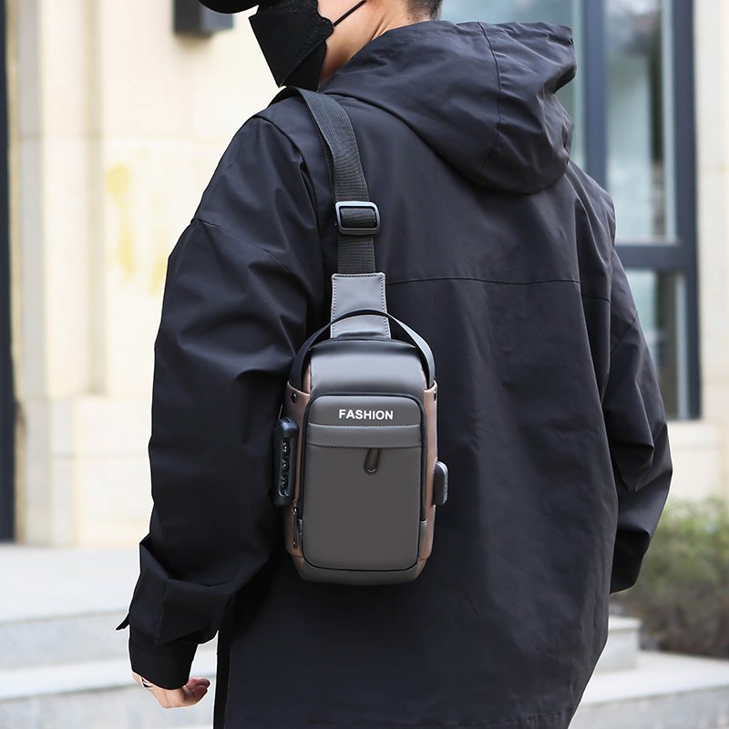 Stylish men's chest bag Waterproof outdoor motorcycle bag high-quality durable anti-theft Fanny pack sports mobile phone bag