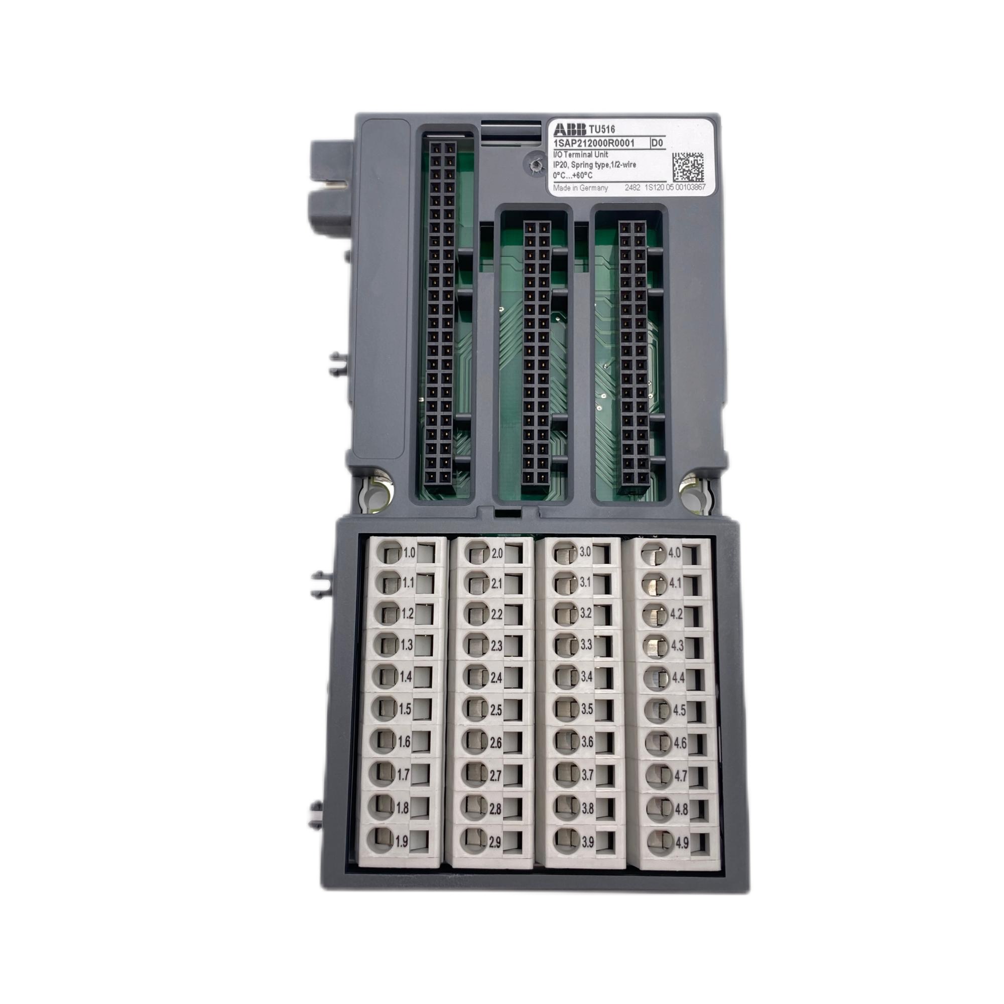 1SAP212000R0001 S500 I/O terminal unit. Used for analog and 24 VDC Spring Terminal