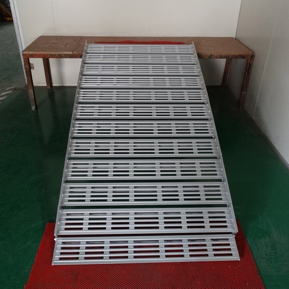 High Quality Portable Folding Wheelchair Ramps Foldable and Lightweight Used Motorcycle and Car Aluminum Ramps Motorcycle Ramps