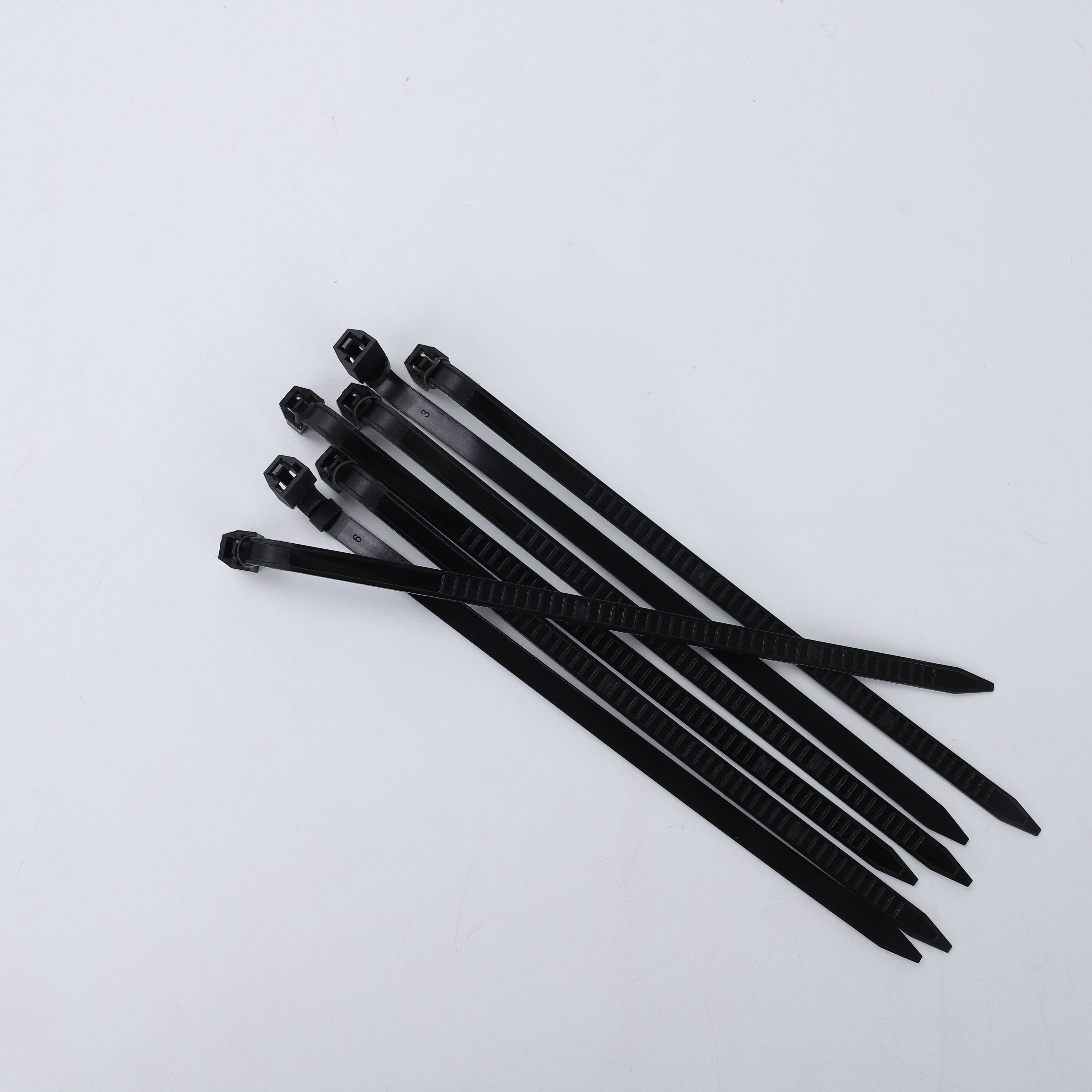 7*200mm Cable Ties Plastic Nylon 66 Zipper Cable Ties Are Used to Secure Motorcycle Accessories Eco-friendly Free Black any Size