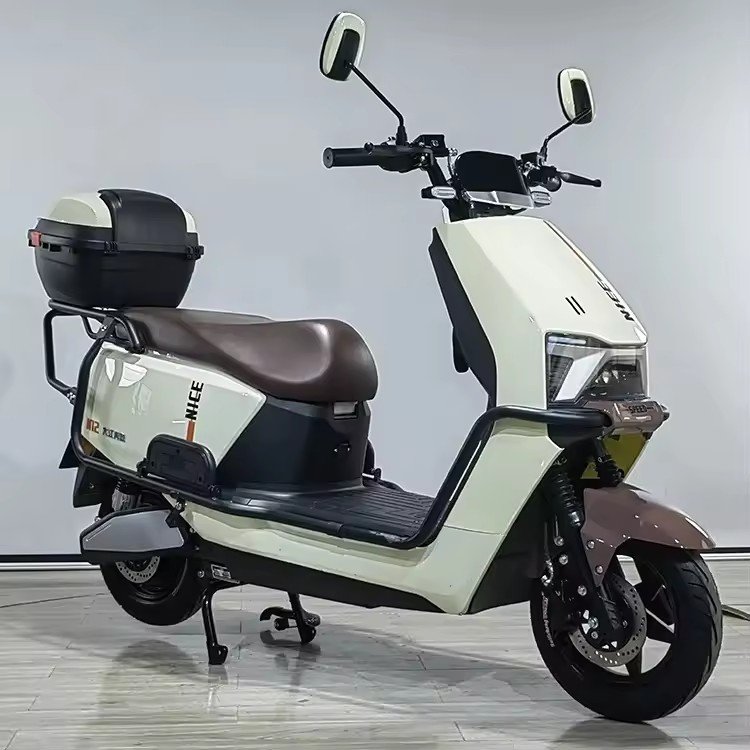 Hot electric motorcycle 60V/72V large lead-acid battery electric scooter factory Electric vehicle bicycle made in China