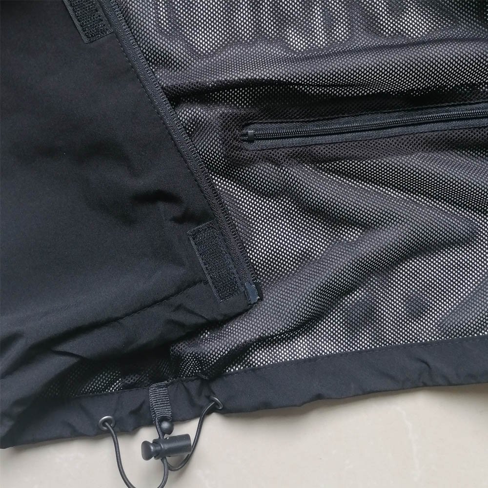 OEM High Quality Men's Unisex Safari Jacket Black Windproof Stylish Casual Style Zipper Closure Thin
