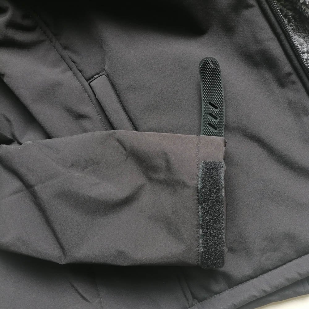 OEM High Quality Men's Unisex Safari Jacket Black Windproof Stylish Casual Style Zipper Closure Thin