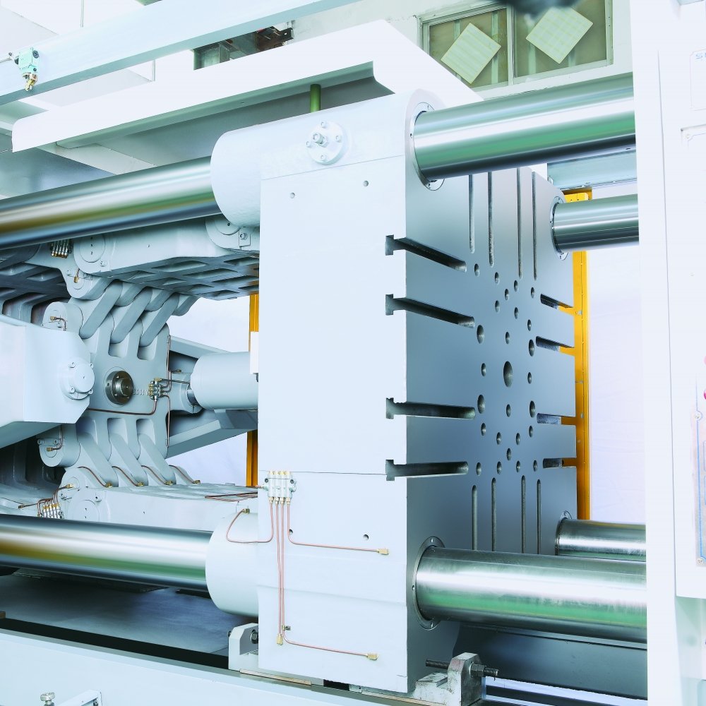 550T High Precision Horizontal Cold Chamber Die Casting Machine for Motorcycle Industry