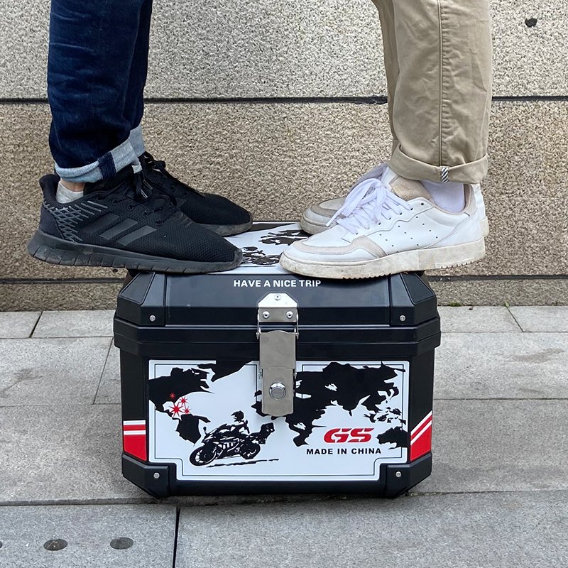 GSB 45L Motorcycle Top Box ABS Waterproof Roof Trunk for Urban Commute and Long Distance Tours Used Condition Alloy Tail Boxes
