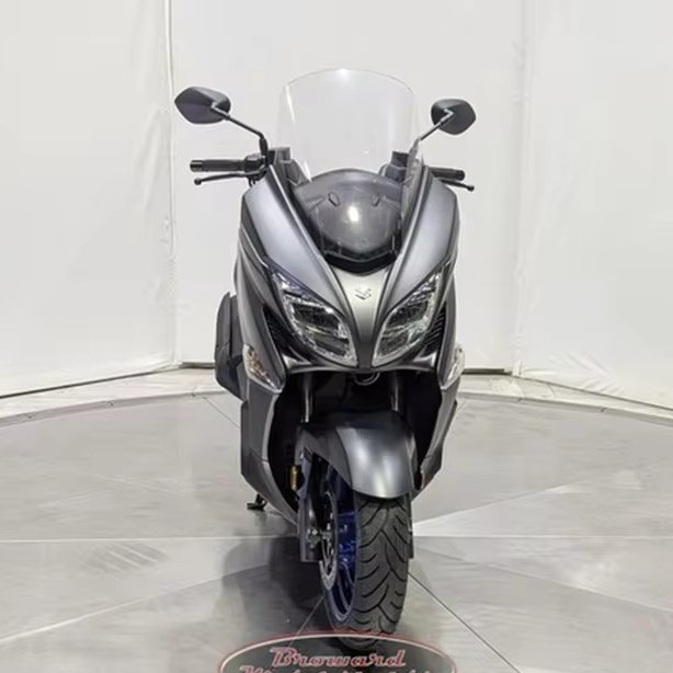 Factory Assembled 2024 Suzukis Burgman 400 Used Scooter-Moped Motorcycle ready to export worldwide