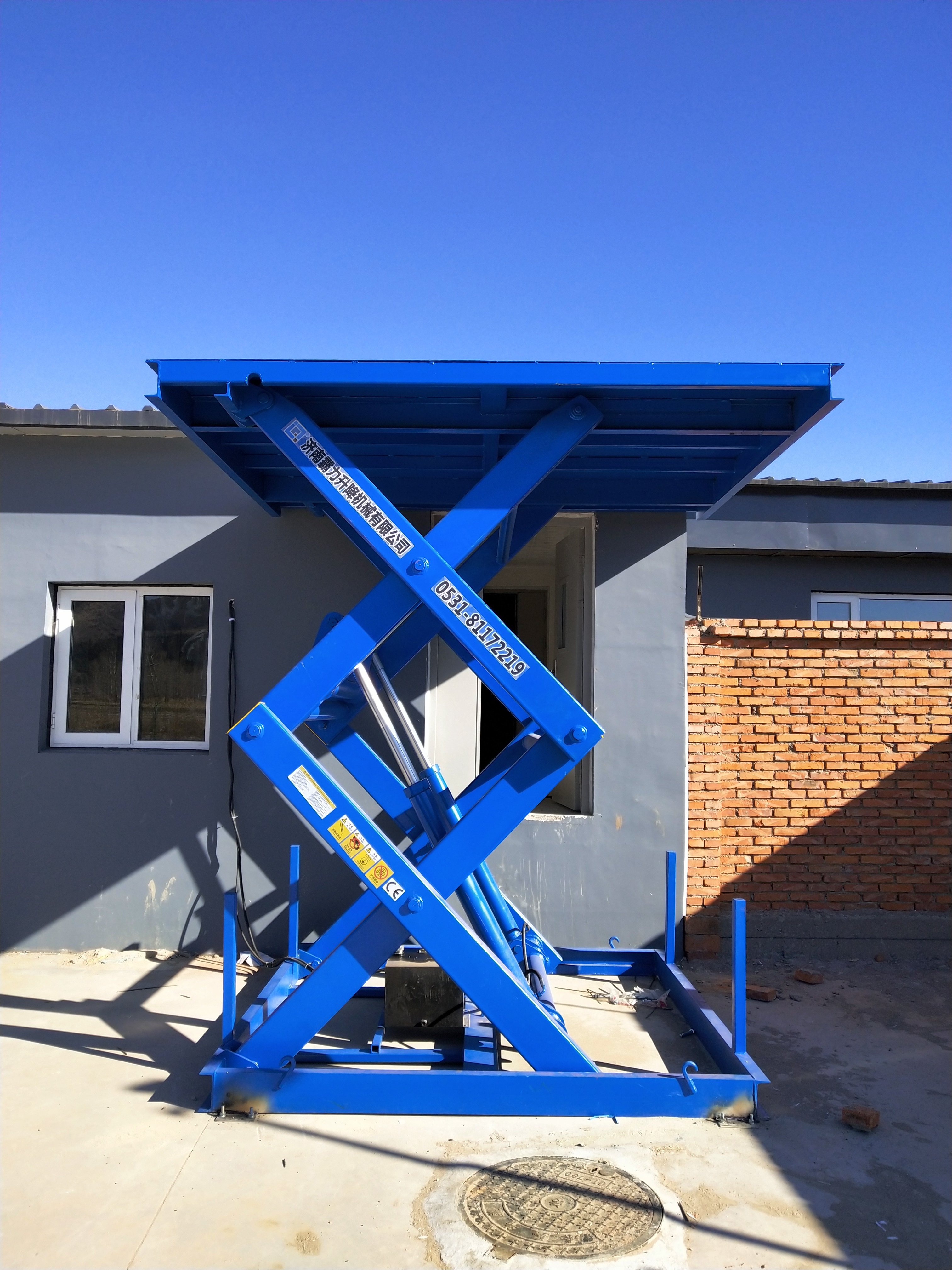 3m 500kg Scissor type hydraulic motorcycle scissor lift table