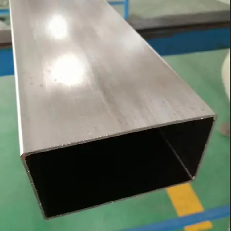 ASTM B338 Tc1 high temperature resistant titanium alloy exhaust square pipe is used for automobiles and motorcycles