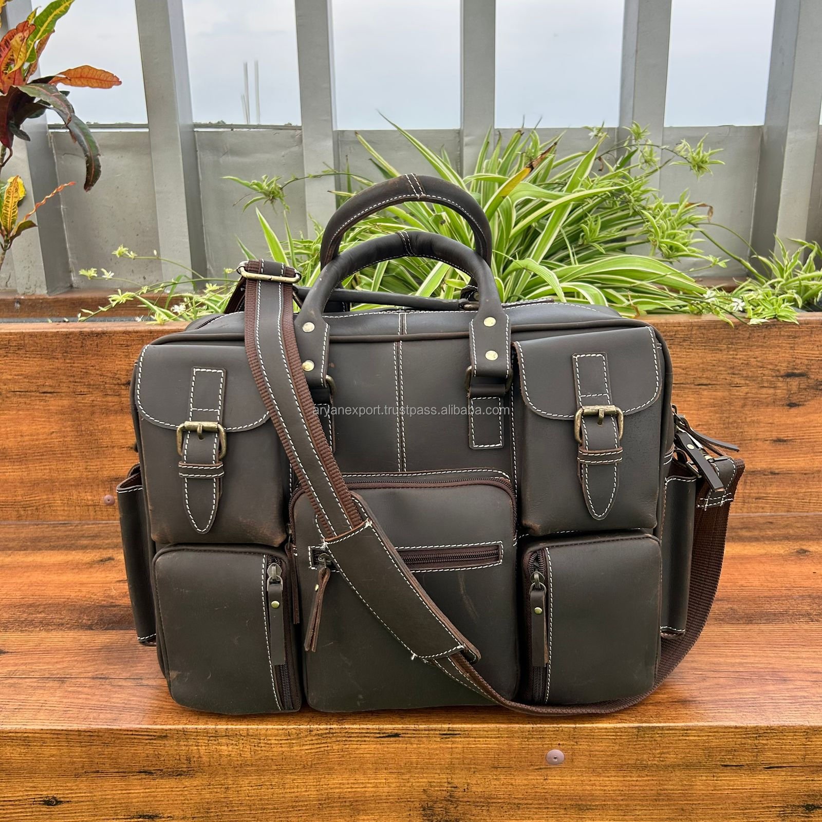 New Custom Vintage Real Cowhide Leather Satchel Crossbody Messenger Bags Full Grain Genuine Leather Motorcycle Side Bag For Men
